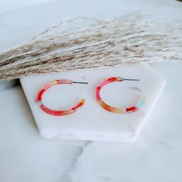 7/$35 Multi Color Acrylic C Hoop Earrings - Picture 6 of 7